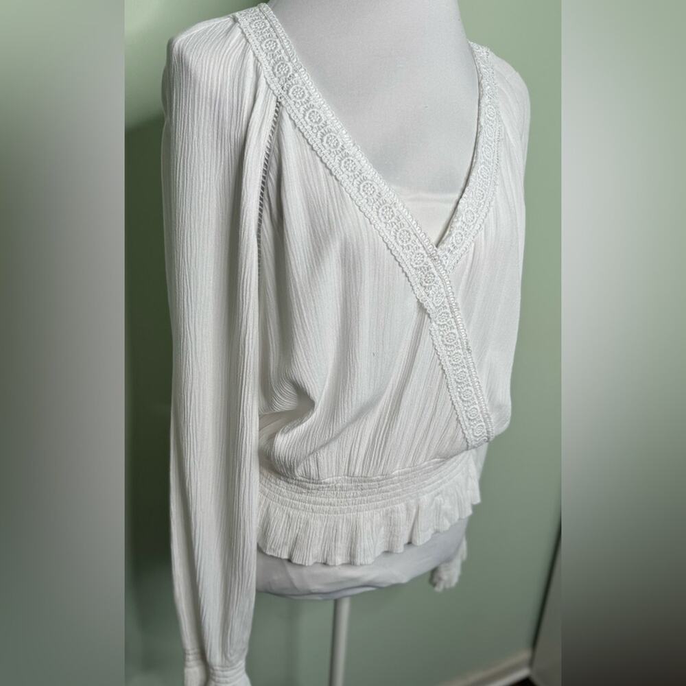H&M White Divided Embroidered Top Size 12 - Picture 5 of 11
